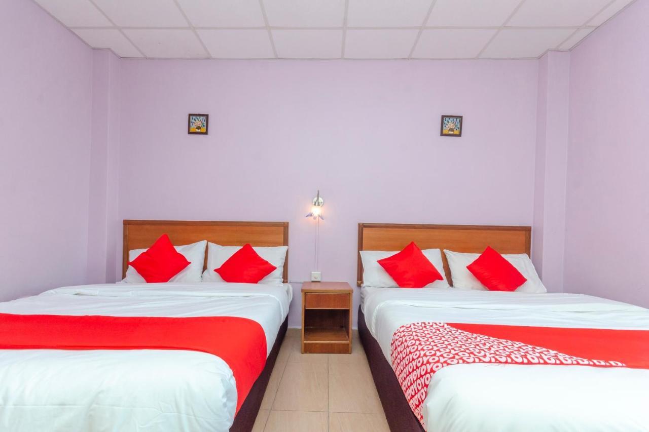 Hotel Oyo 702 D View à Mersing Extérieur photo