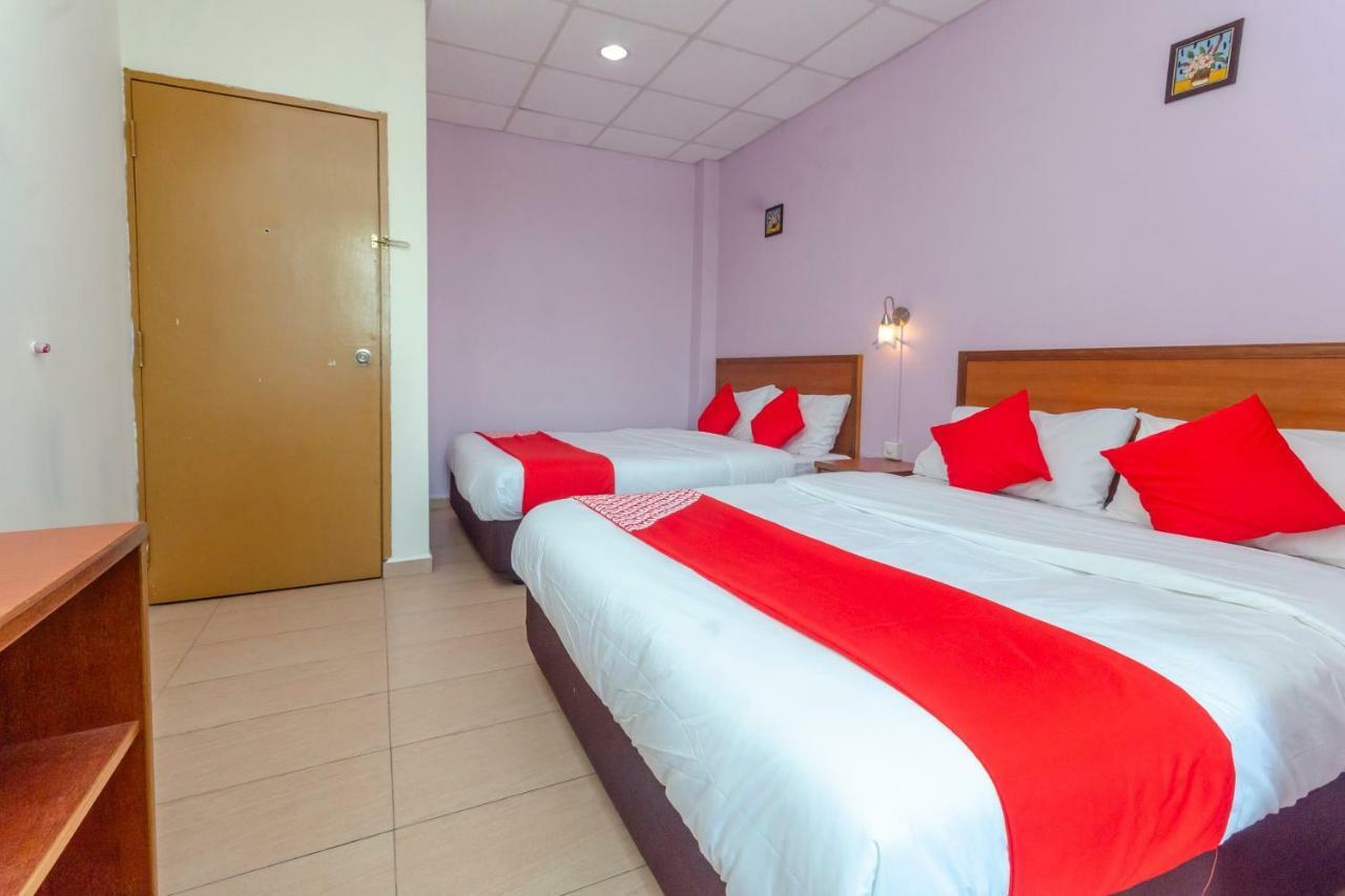 Hotel Oyo 702 D View à Mersing Extérieur photo
