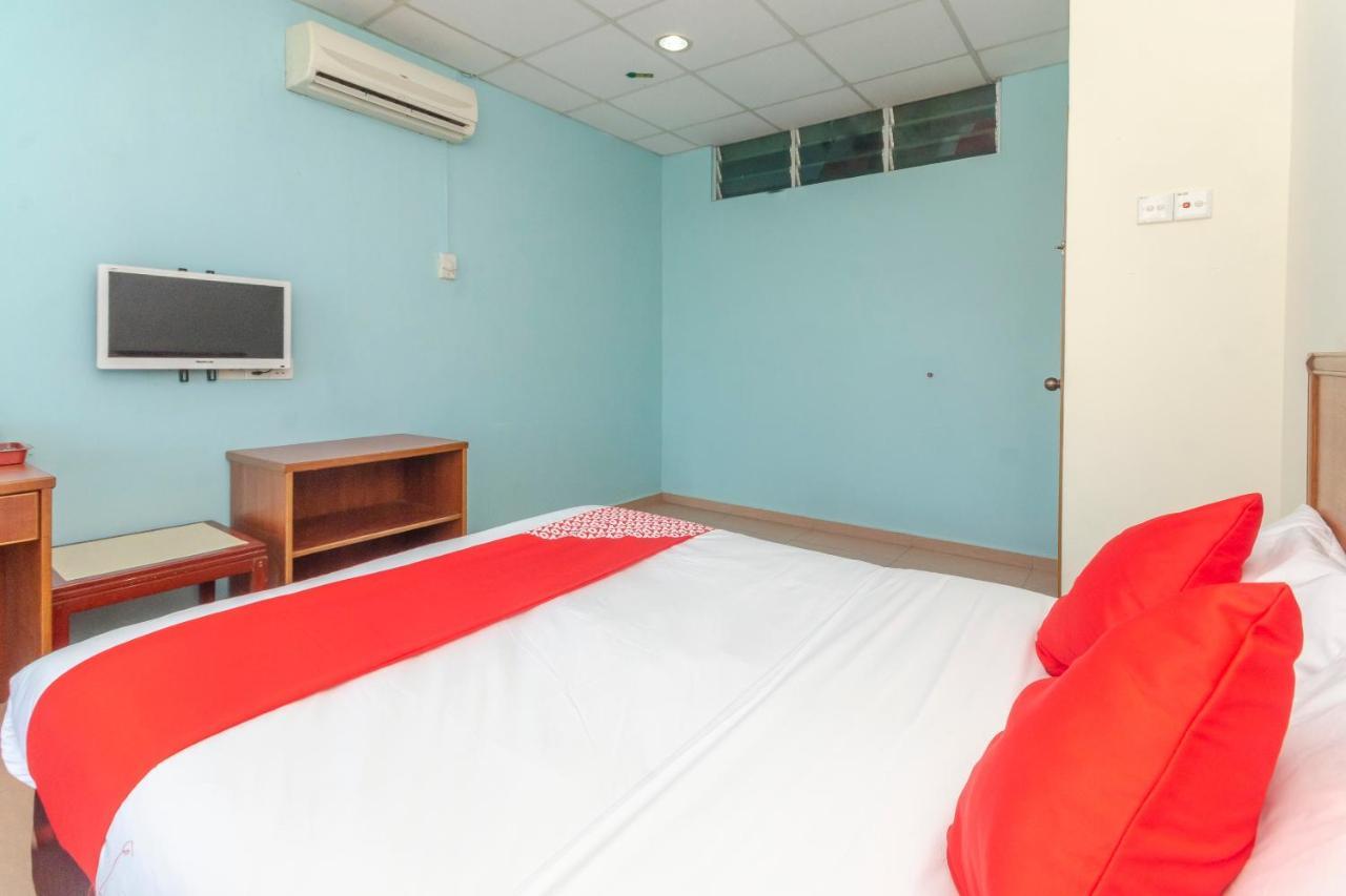 Hotel Oyo 702 D View à Mersing Extérieur photo