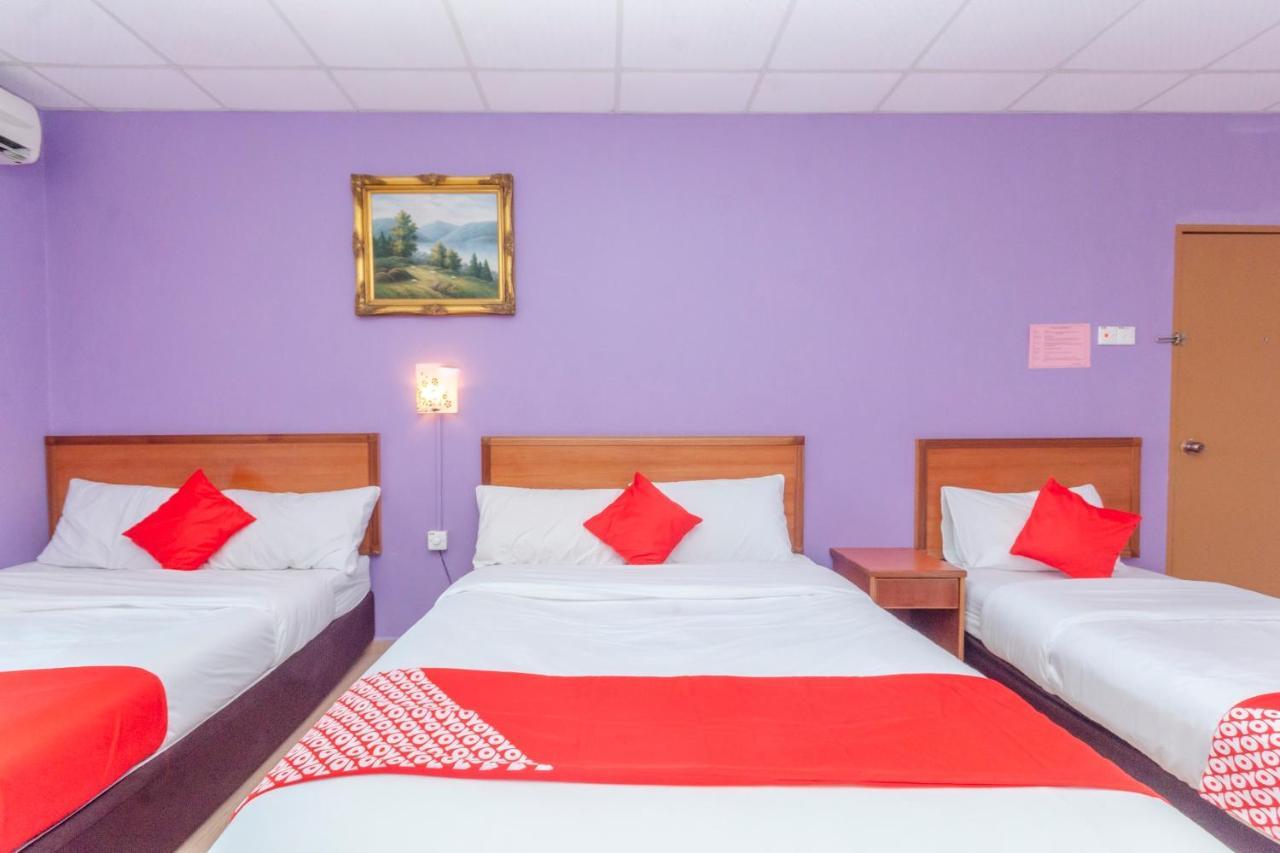 Hotel Oyo 702 D View à Mersing Extérieur photo